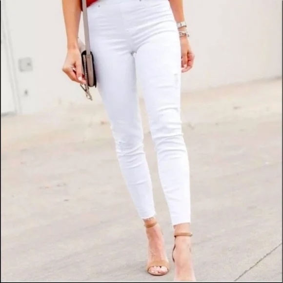 SPANX Distressed Skinny Jeans - Picture 5 of 15